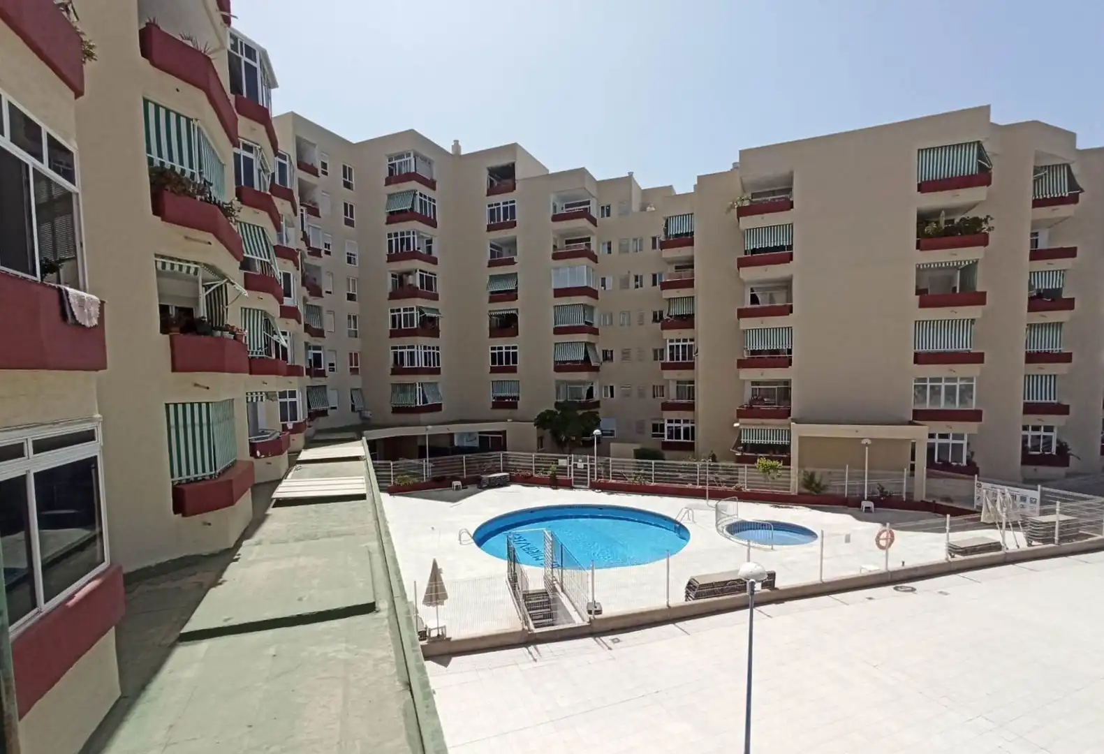 Piscina de Apartament de lloguer en Adeje amb Piscina comunitària