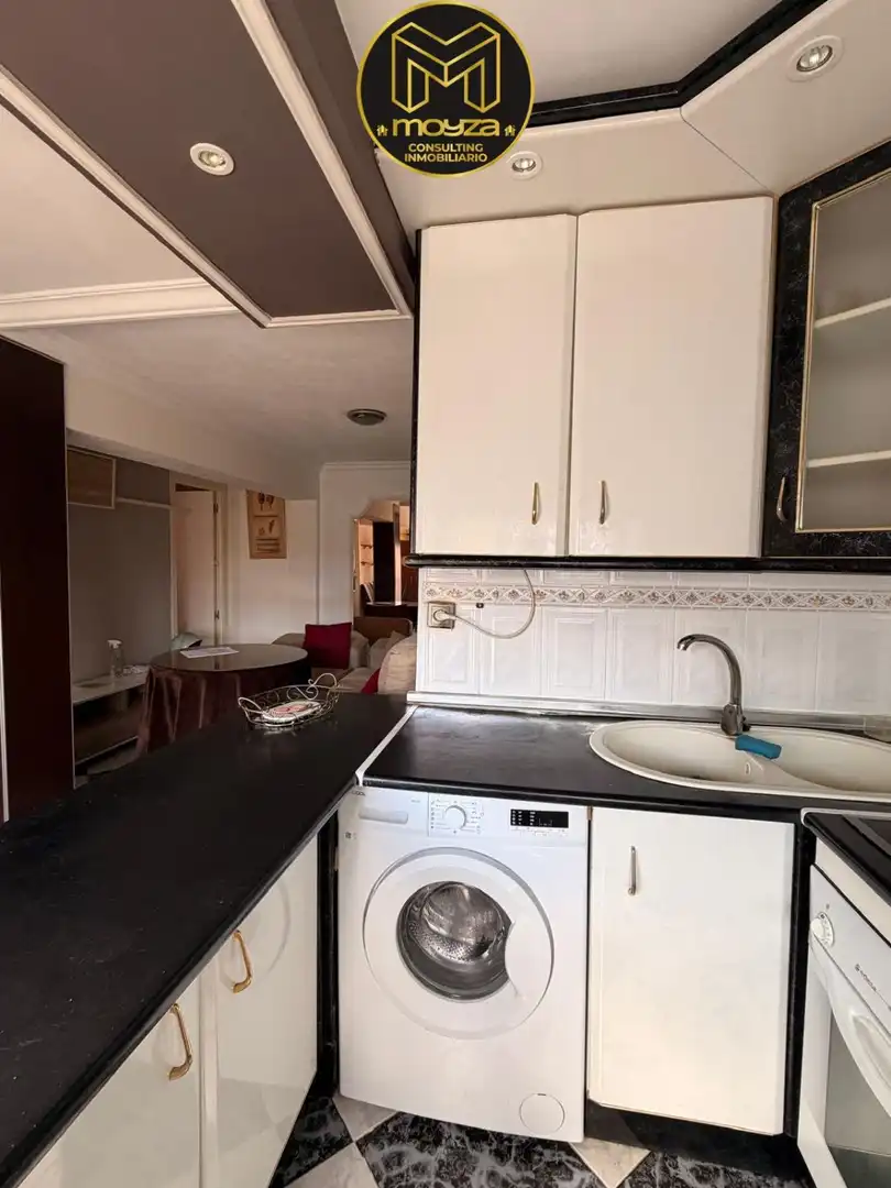 Kitchen of Flat for rent in Jaén  with Air Conditioner and Heating