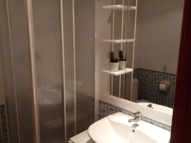 Wohnung zur Miete in Calle del Concejo de Castrillon, 2, Viesques