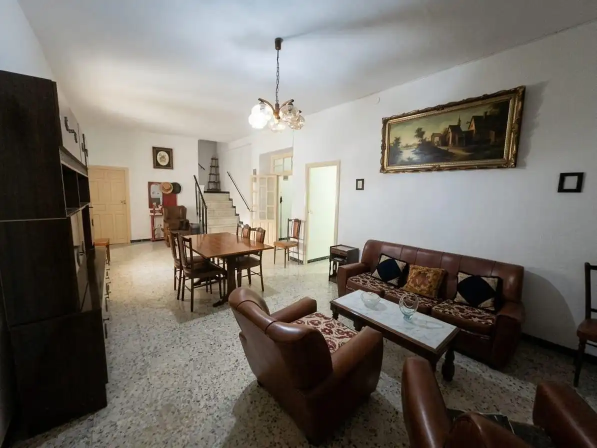 Sala d'estar de Casa o xalet en venda en Tolox amb Terrassa