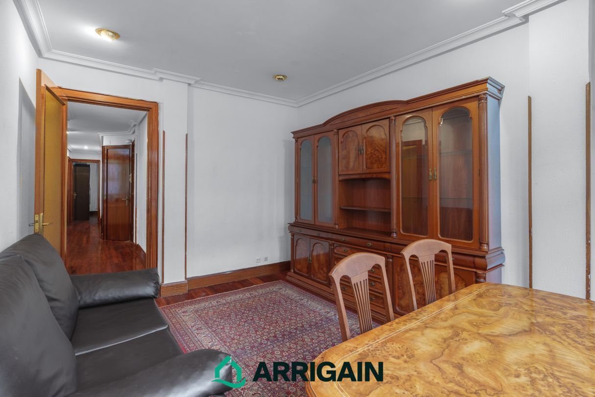 Bedroom of Flat for sale in Donostia - San Sebastián   with Heating, Oven and Washing machine