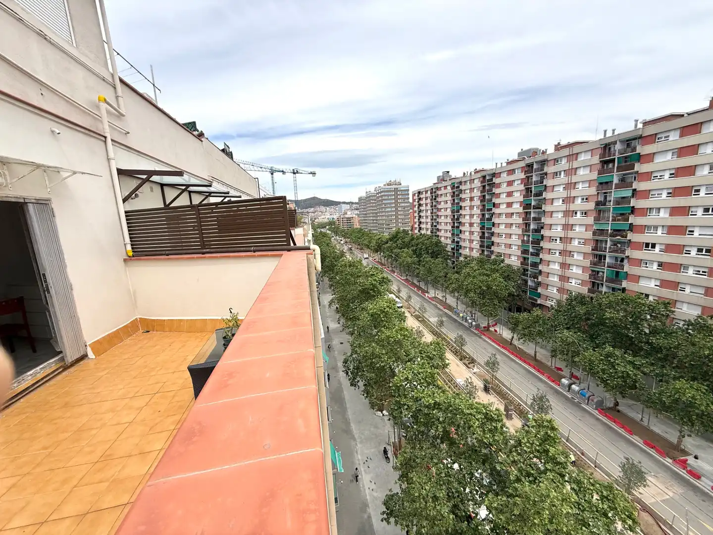 Vista exterior de Ático en venta en Barcelona con Terraza y Horno