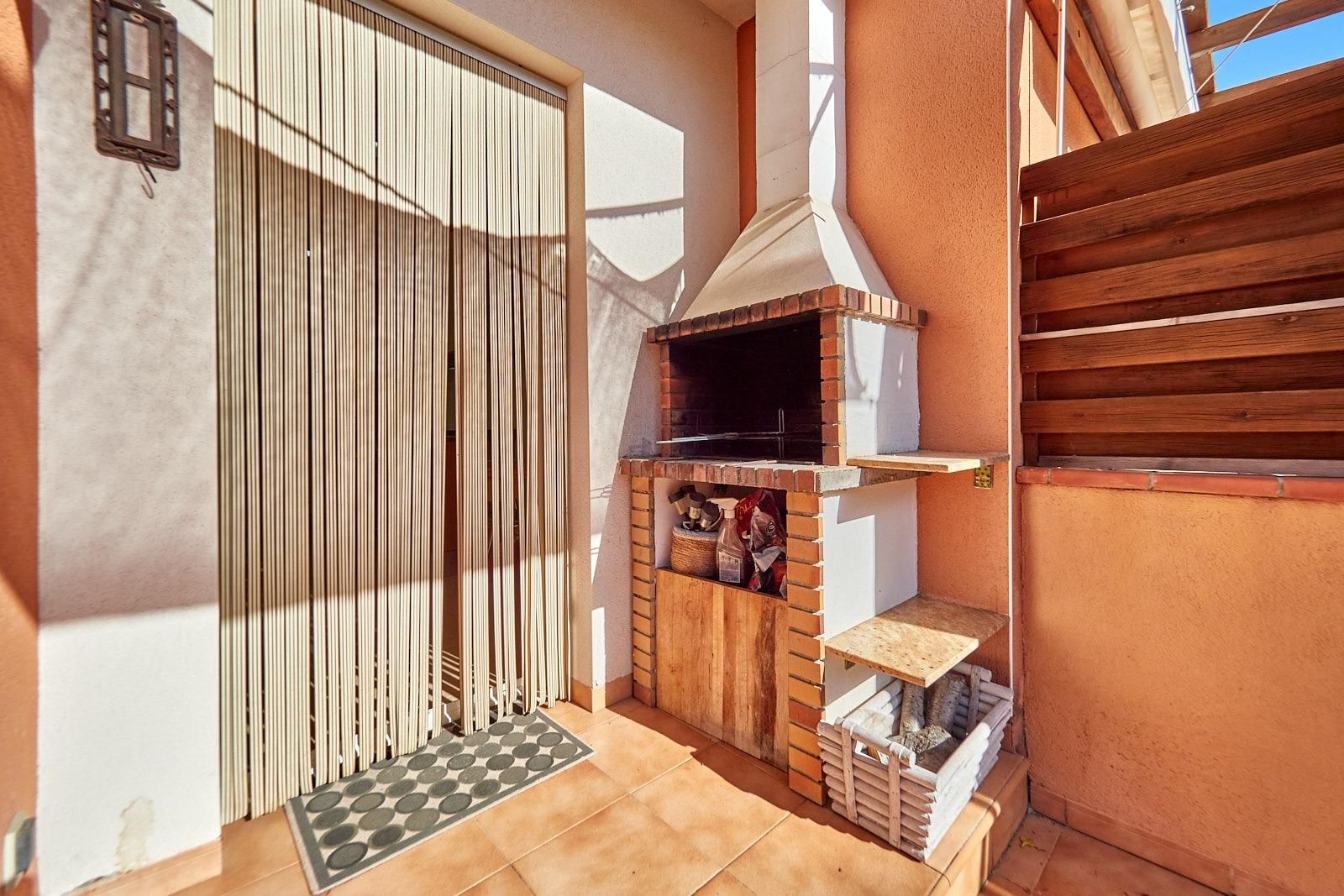 Kitchen of Single-family semi-detached for sale in El Vendrell  with Heating, Private garden and Terrace