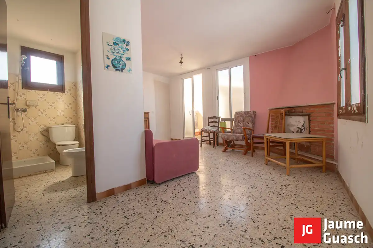 Sala de estar de Casa o chalet en venta en La Nou de Gaià con Terraza, Trastero y Balcón