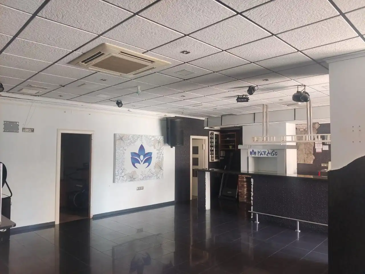 Local comercial de lloguer a Enrique Torres Gómez, imagen 5