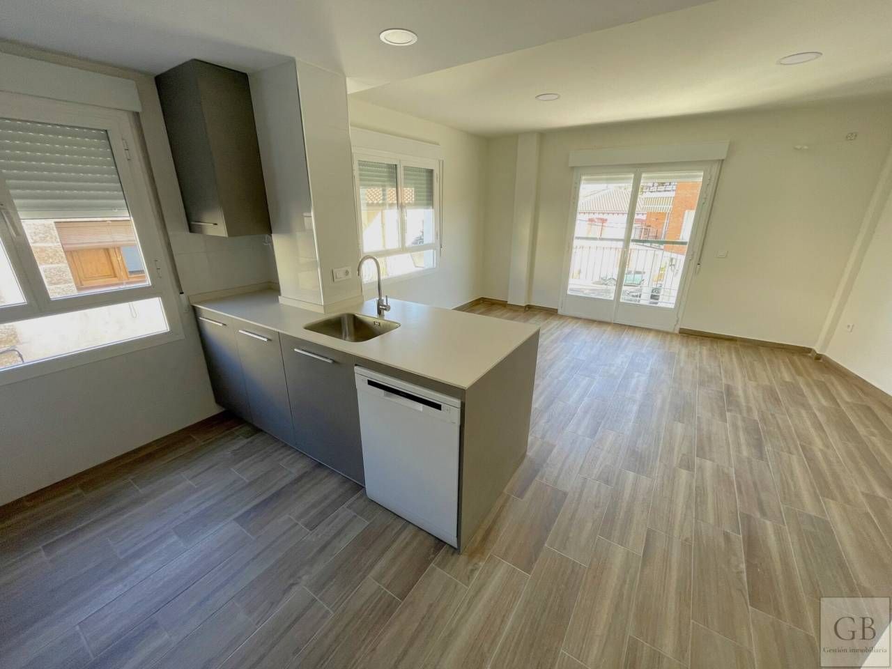 Pis de lloguer a Calle Enmedio, Pepino