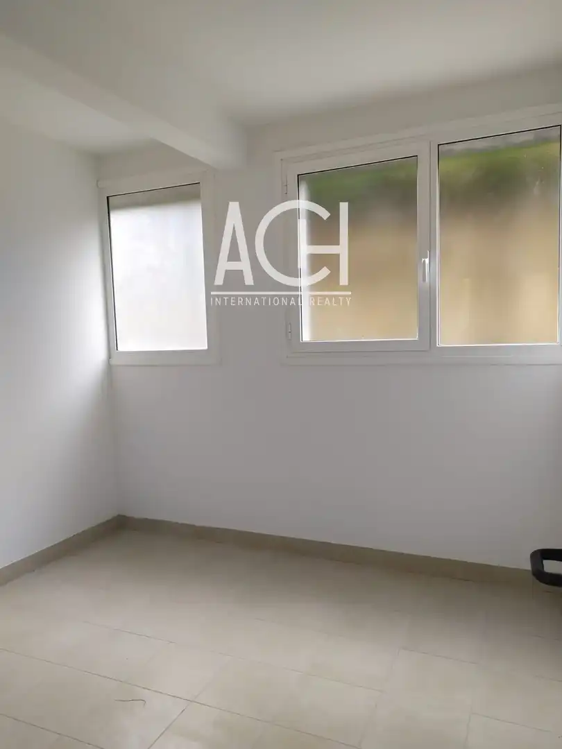 Storage room for rent in Usategui