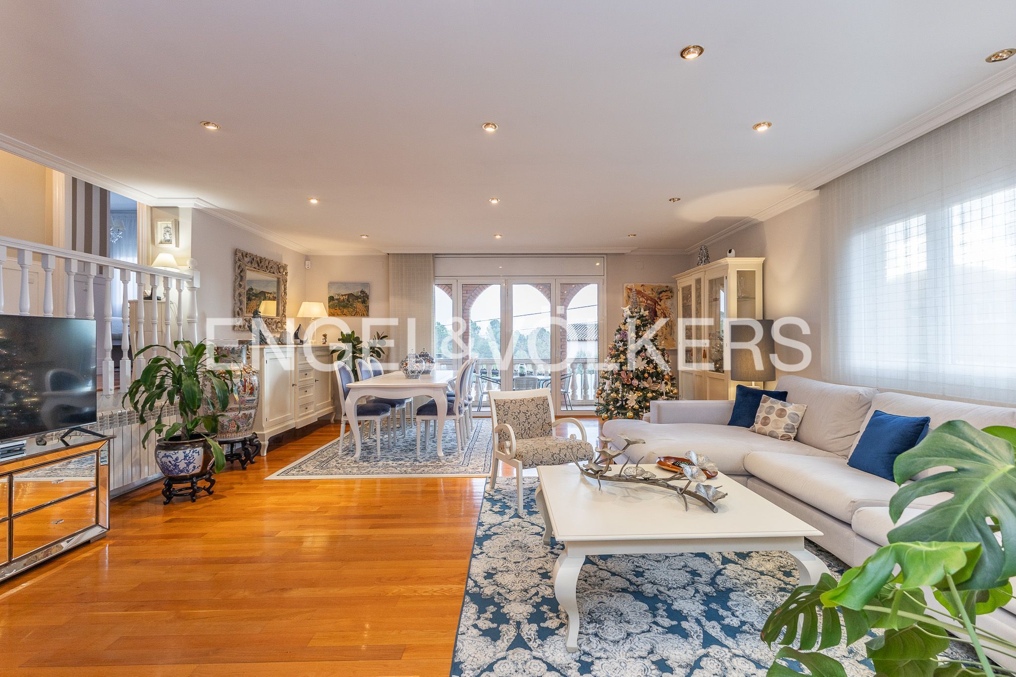 Vista exterior de Casa o chalet en venta en Castellar del Vallès con Aire acondicionado, Calefacción y Jardín privado