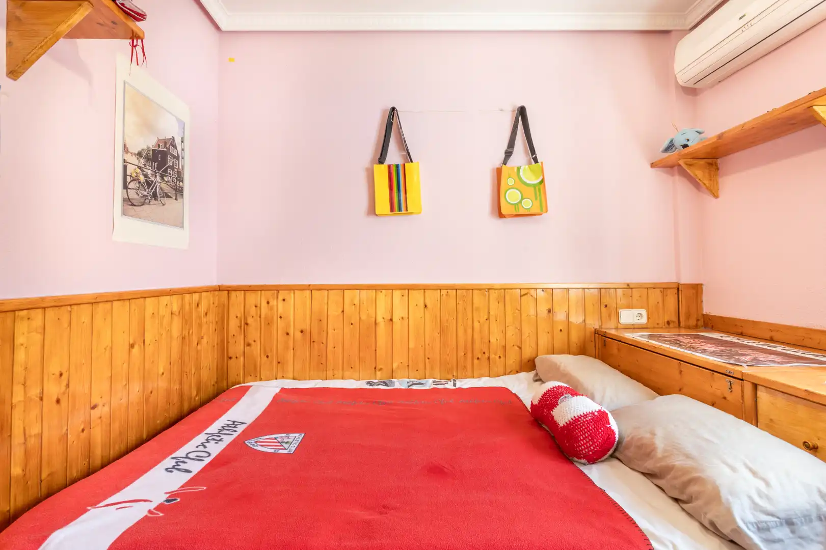 Bedroom of Flat for sale in Brunete  with Air Conditioner, Heating and Private garden