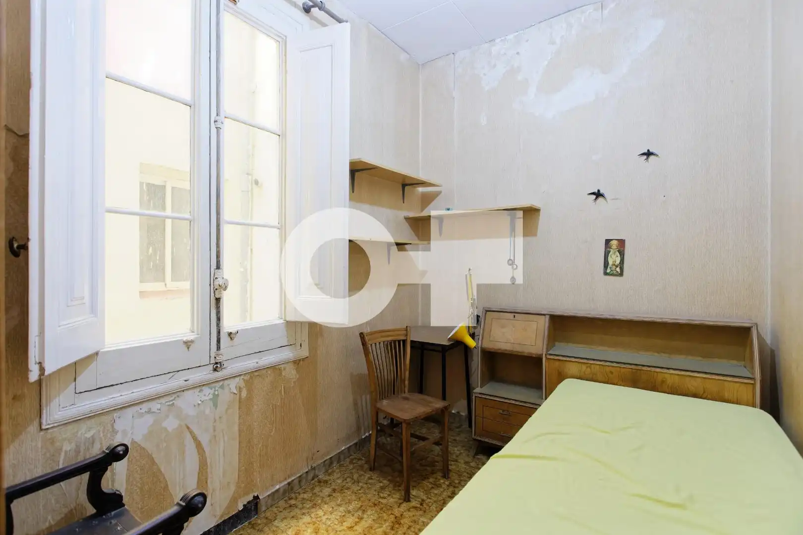 Dormitori de Apartament en venda en Barcelona amb Terrassa, Moblat i Balcó