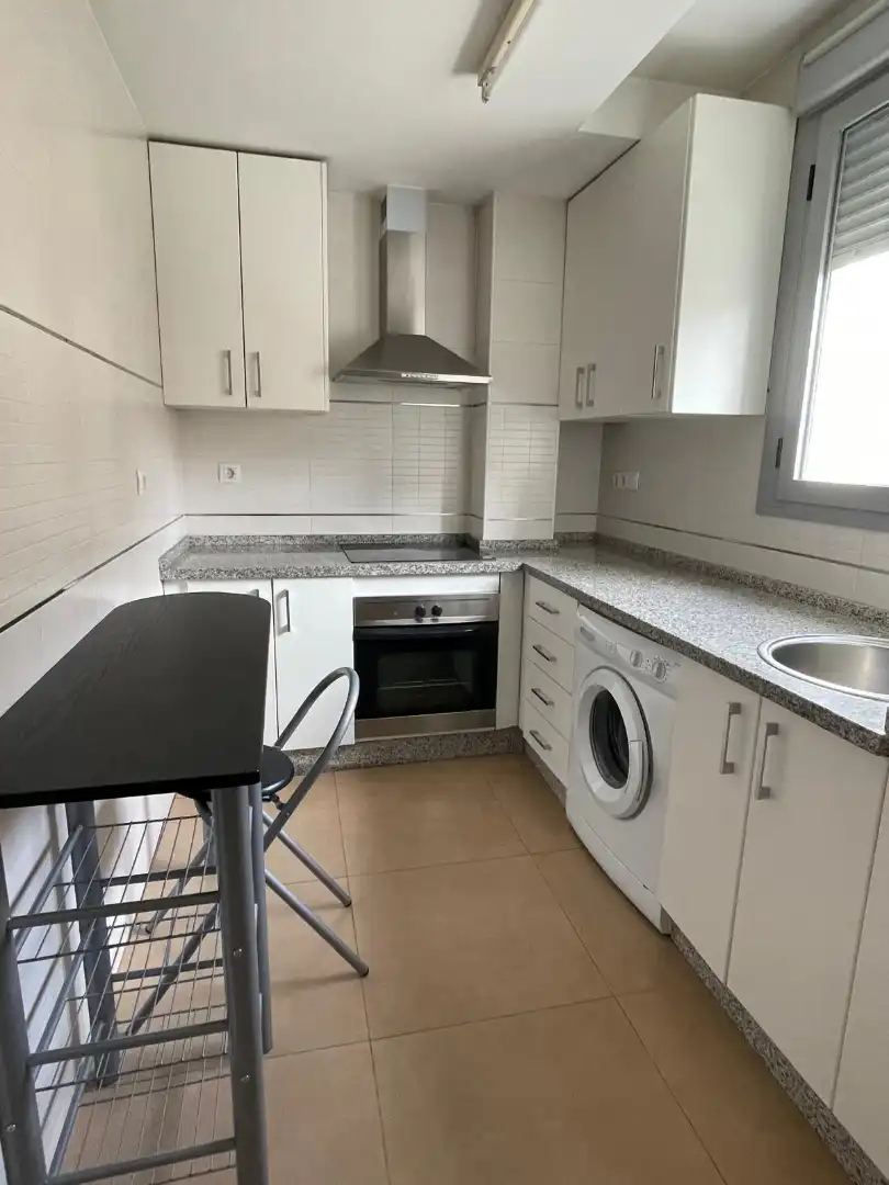Flat for sale in Avenida de Libia, Viñuela - Rescatado
