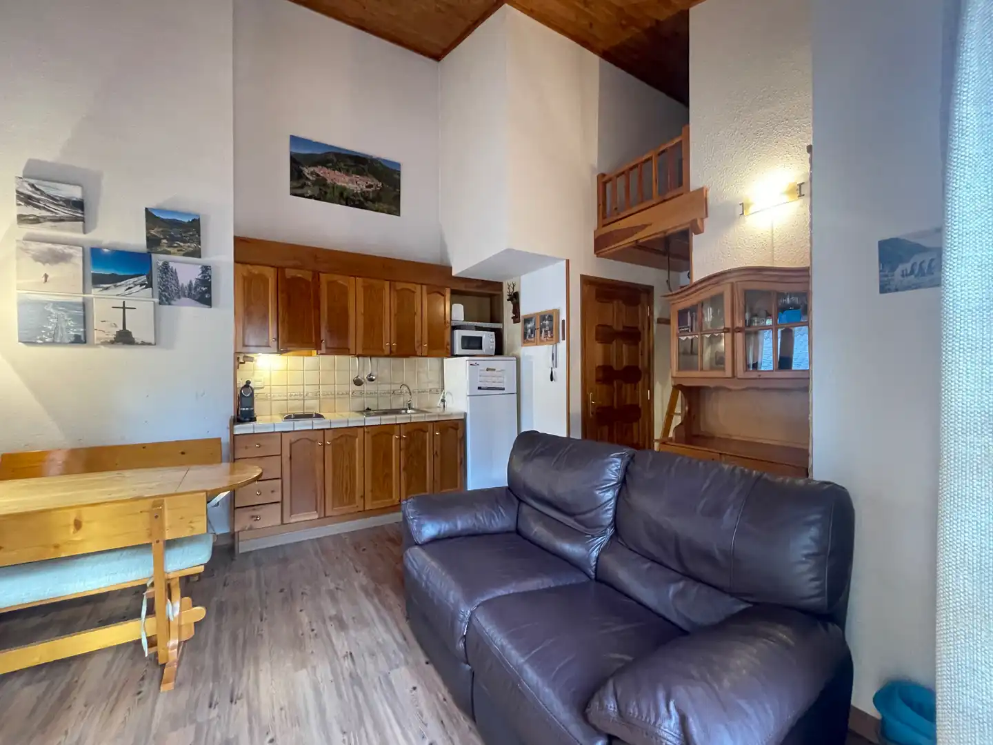 Sala d'estar de Àtic en venda en Setcases amb Calefacció, Parquet i Traster