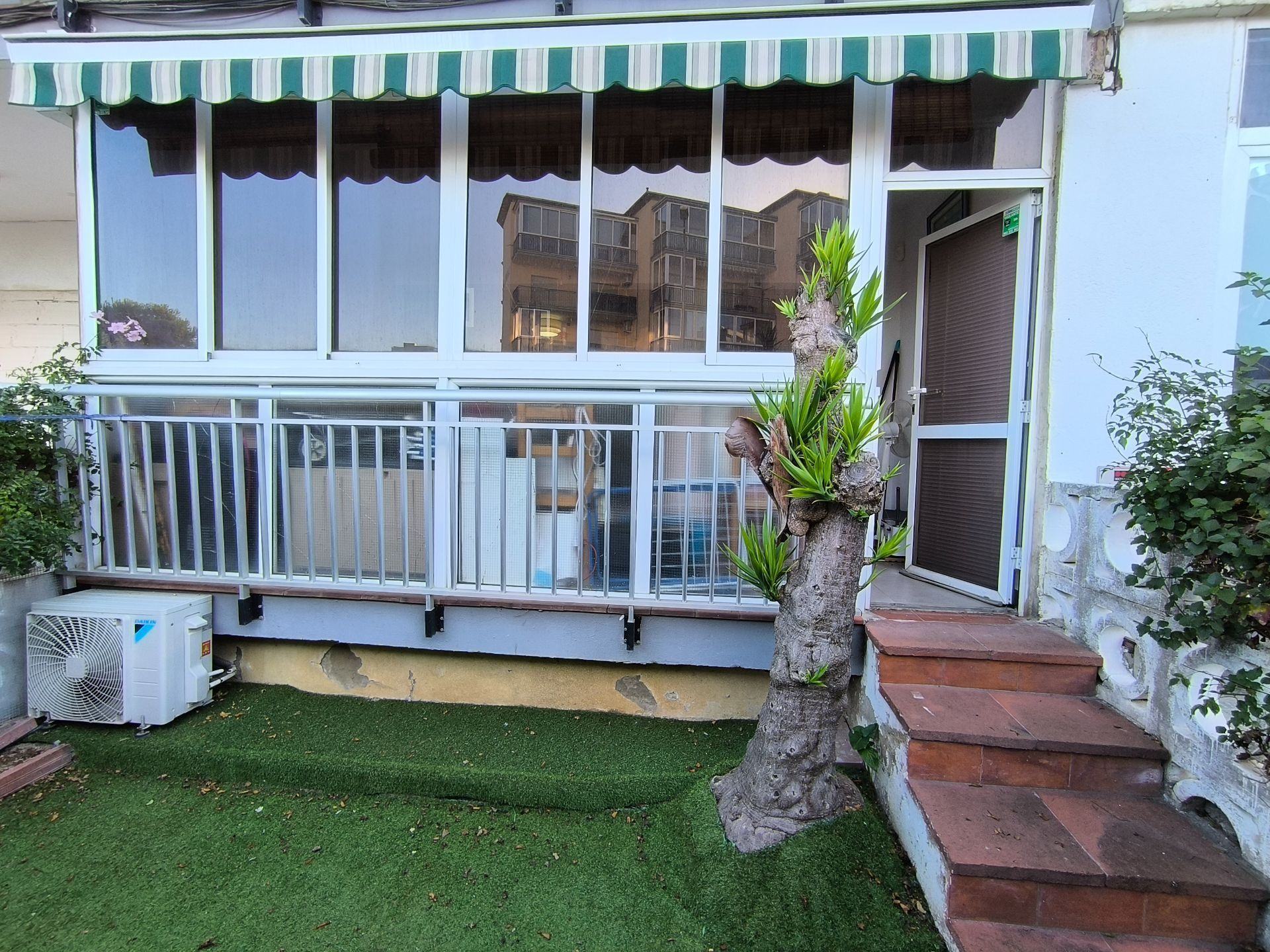 Terraza de Apartamento en venta en Roses con Aire acondicionado, Calefacción y Jardín privado