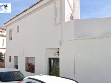 House for sale in Calle MARÍA FERNÁNDEZ 'LA PERRATA