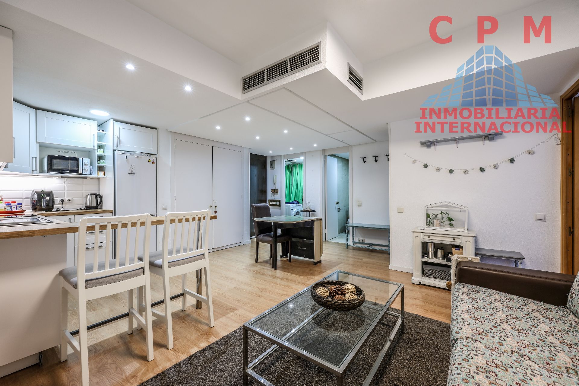 Sala d'estar de Pis de lloguer en  Madrid Capital amb Aire condicionat, Calefacció i Parquet