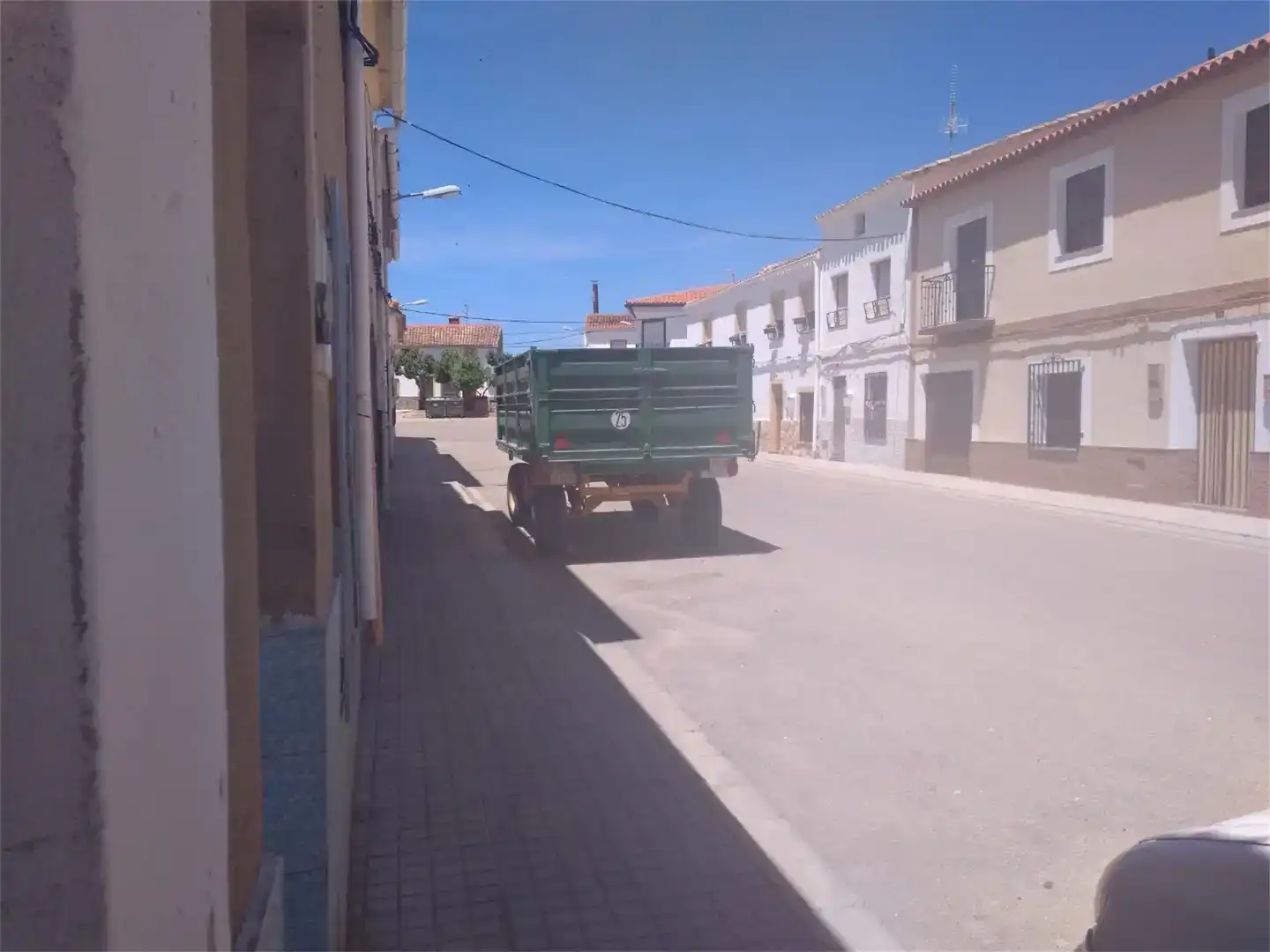 Parking de Casa adosada en venta en Alpera con Jardín privado
