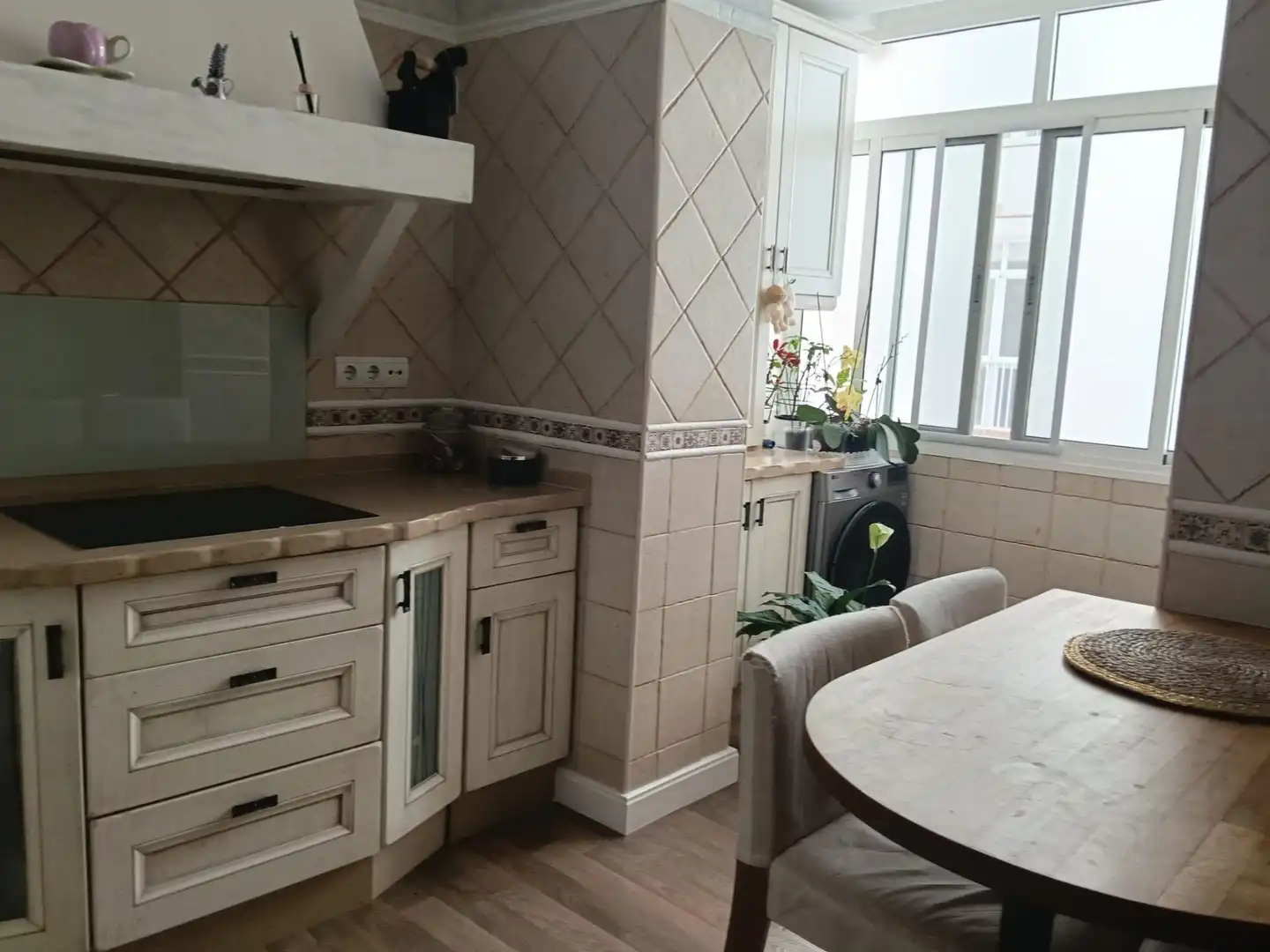 Cocina de Piso en venta en Cádiz con Aire acondicionado