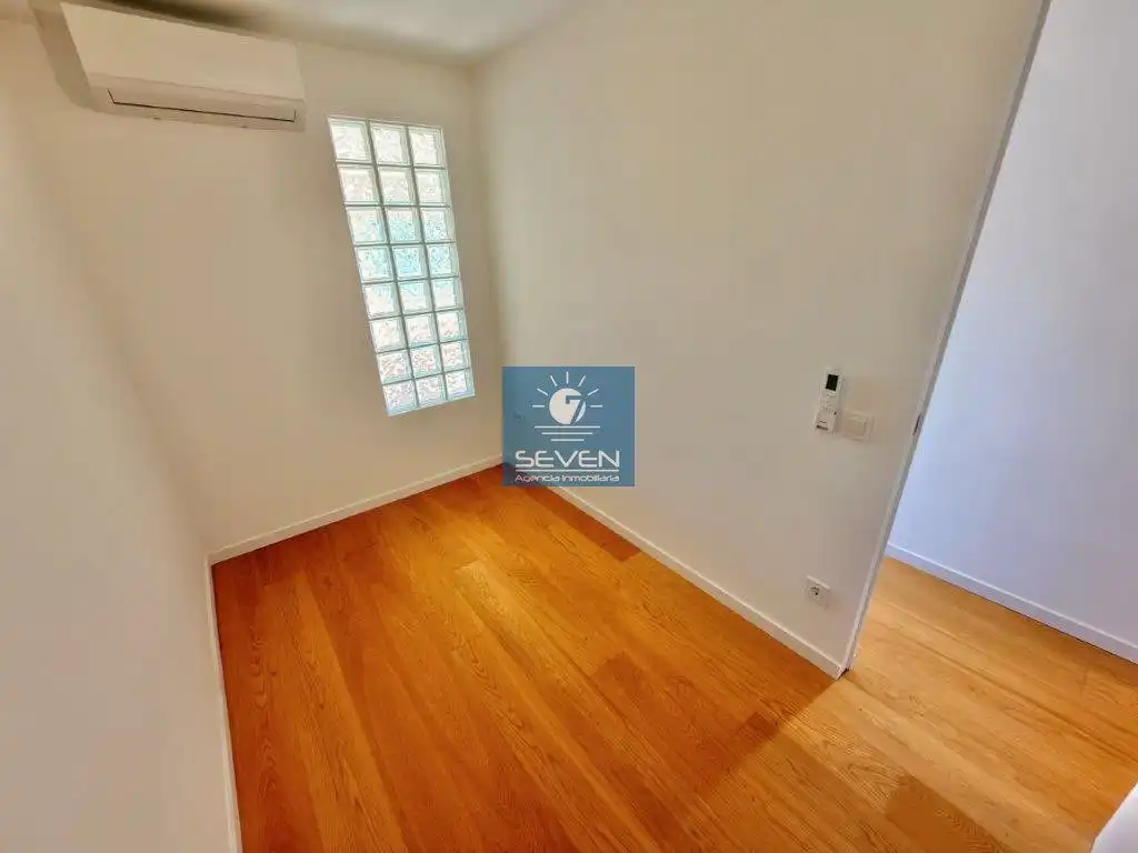 Habitación de Casa adosada en venta en Almuñécar con Aire acondicionado y Terraza