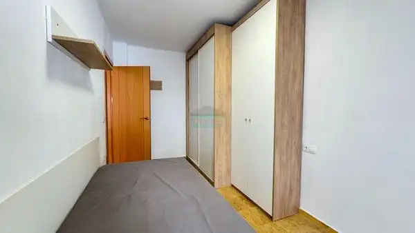 Bedroom of Flat for rent in Armilla  with Air Conditioner, Furnished and Oven