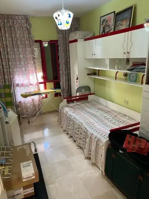 Habitación de Piso en venta en Las Palmas de Gran Canaria con Amueblado y TV