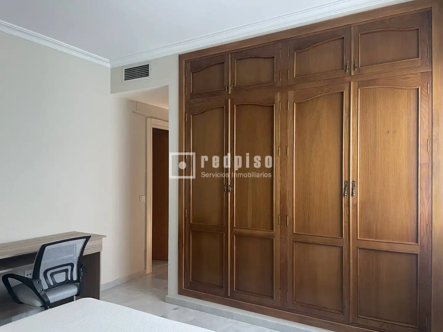 Bedroom of Flat for rent in Sevilla  with Air Conditioner, Terrace and Furnished