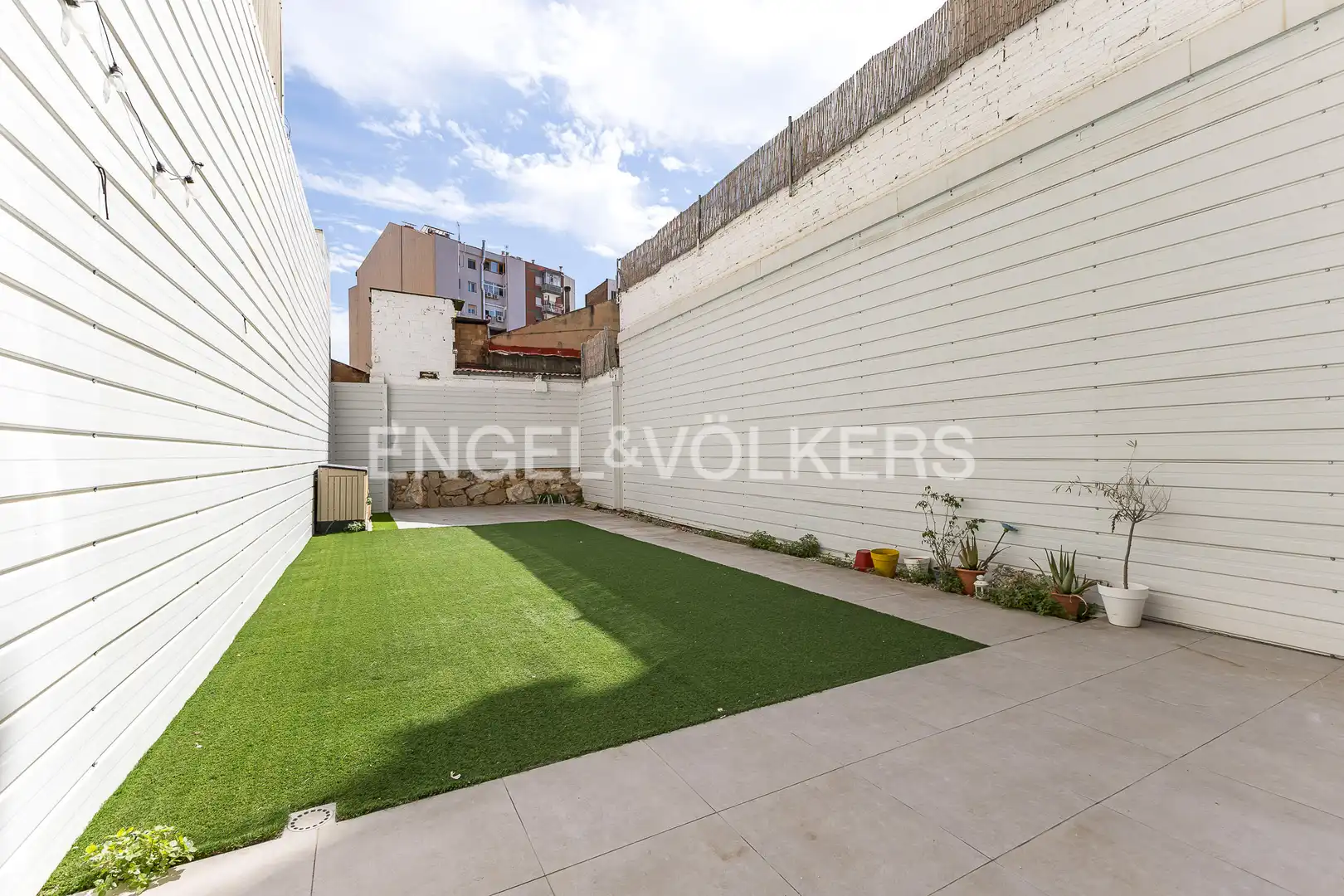 Terrassa de Pis en venda en Barcelona amb Aire condicionat, Calefacció i Jardí privat