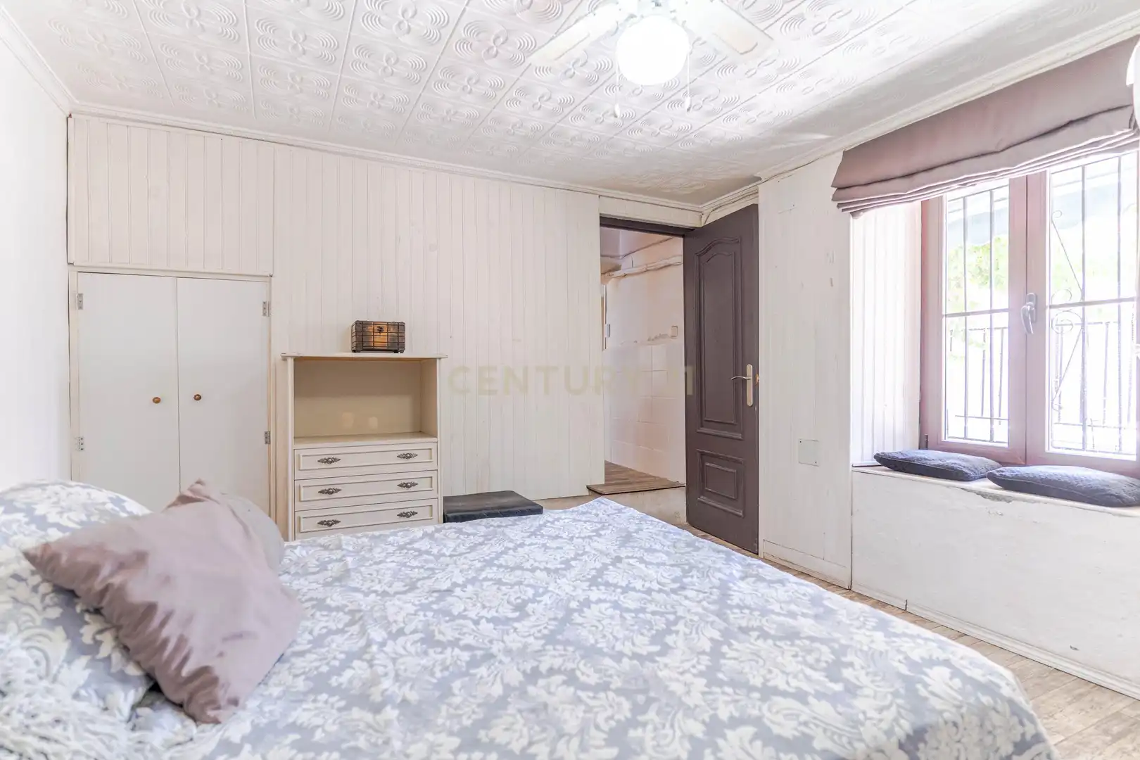 Habitación de Casa adosada en venta en La Zubia con Aire acondicionado