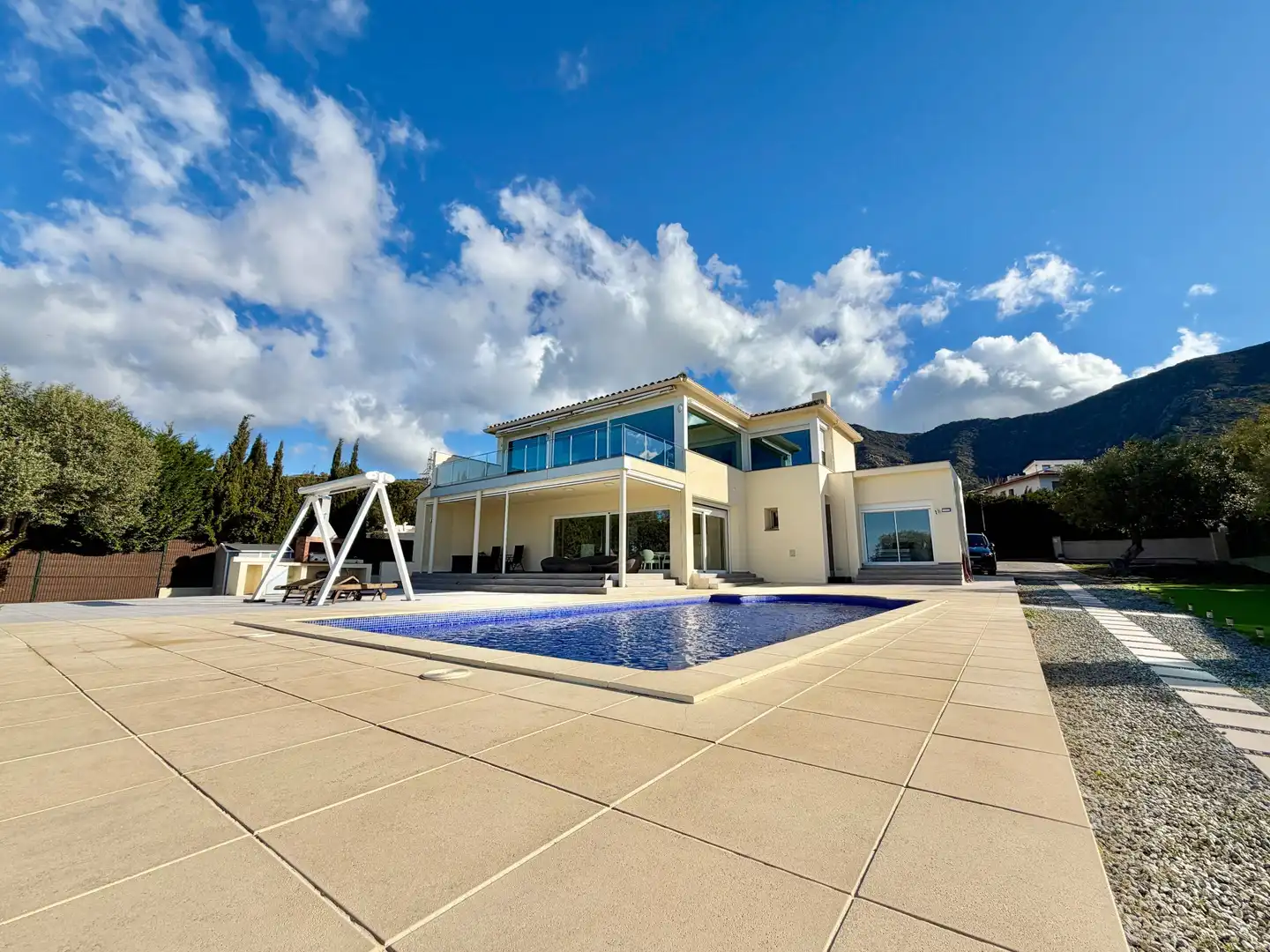 Casa con piscina in vendita a Calle BALMES, imagen 2