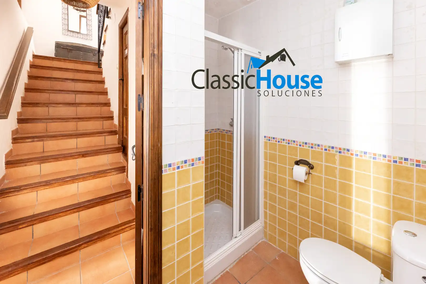 Baño de Casa adosada en venta en Granada con Terraza, Amueblado y Horno
