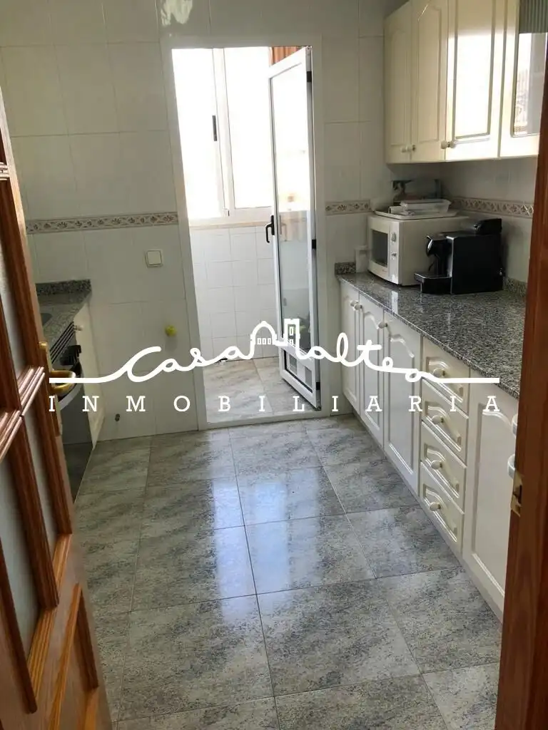 Mini appartamento con terrazza in affitto a Calle Clot de Mingot, imagen 8