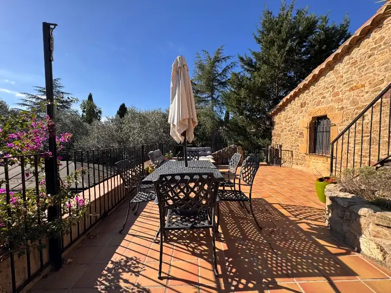 Terraza de Finca rústica en venta en Ullastret con Aire acondicionado, Calefacción y Jardín privado
