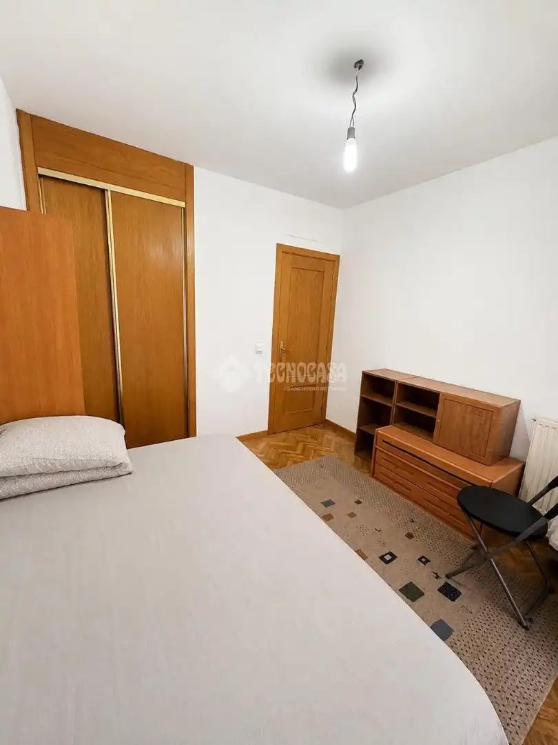 Habitación de Piso en venta en Madrid con Calefacción y Terraza