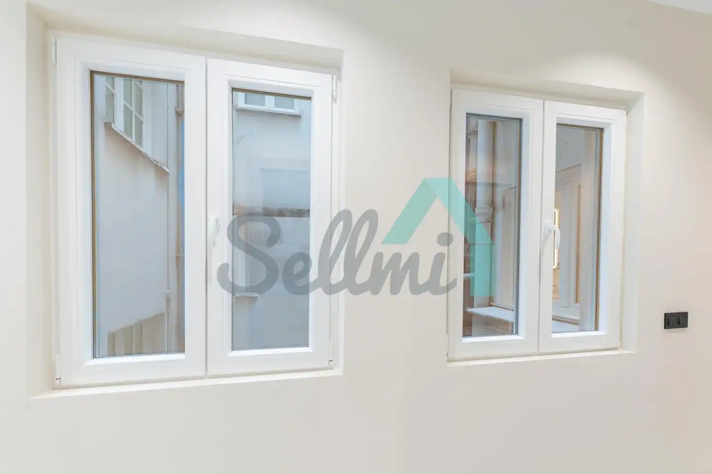 Terraza de Piso en venta en Oviedo  con Calefacción, Trastero y Balcón