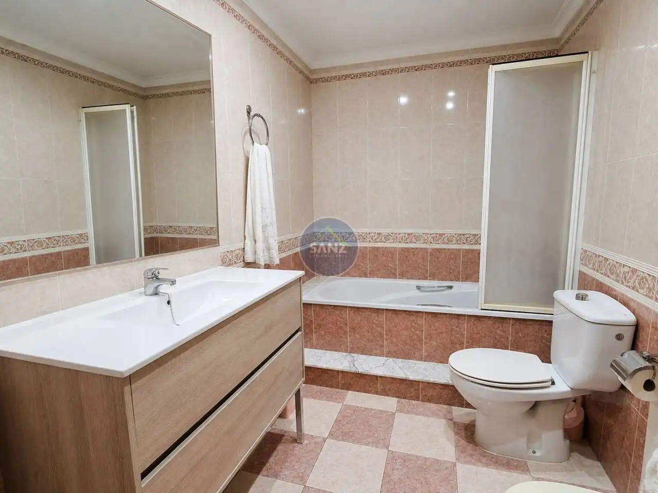 Baño de Piso en venta en L'Olleria con Aire acondicionado, Calefacción y Terraza