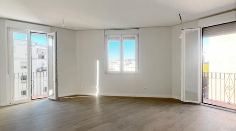 Photo 2 of Flat to rent in Calle de Cavanilles, 29, Pacífico, Madrid