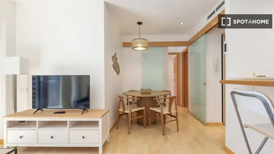 Flat with terrace to rent in Sant Martí, imagen 10