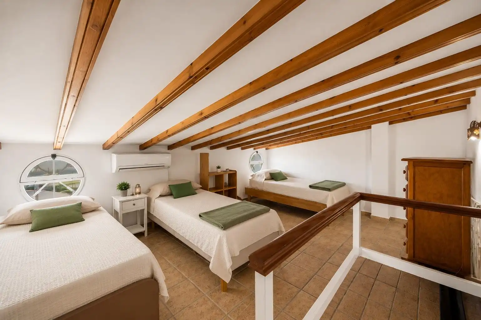 Habitación de Casa o chalet en venta en Chiclana de la Frontera con Aire acondicionado, Calefacción y Jardín privado