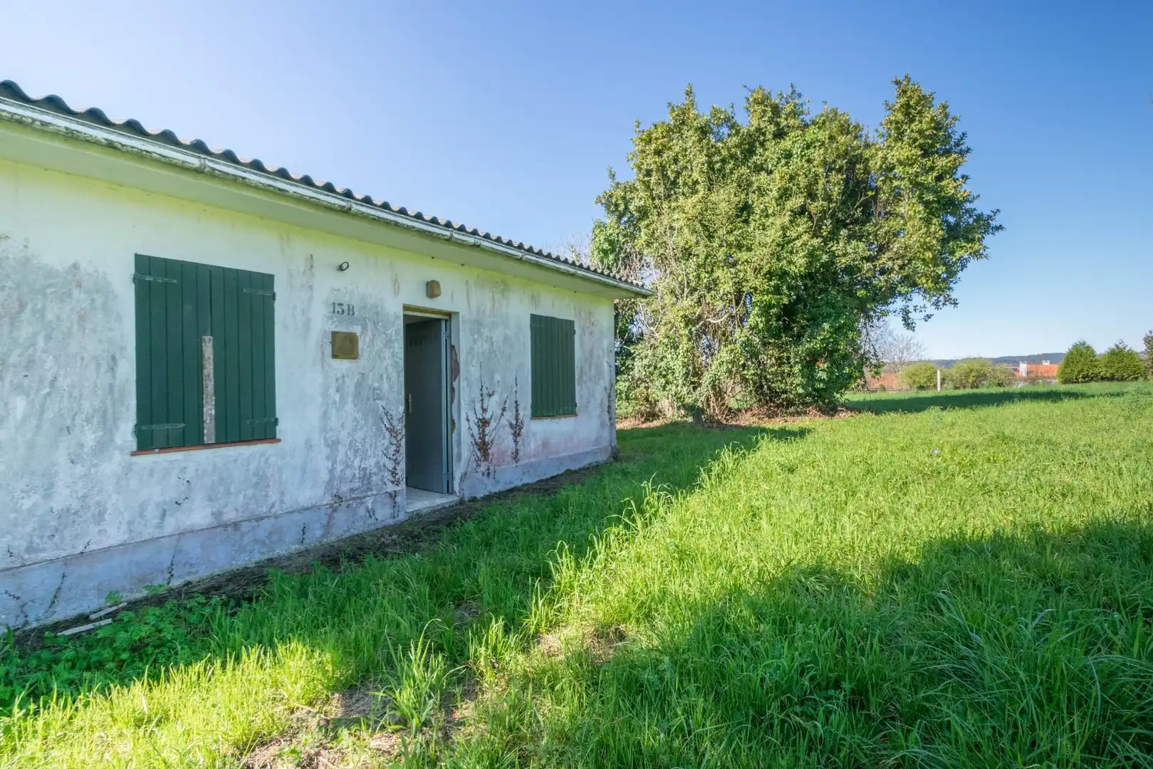 Vista exterior de Casa o xalet en venda en Cambre  amb Jardí privat