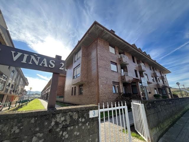 Planta baixa en venda a Calle Mies, 3, Bárcena de Cicero