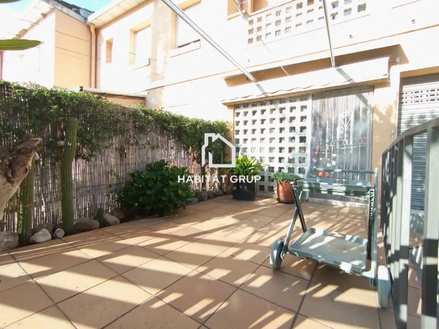 Terrassa de Casa adosada en venda en Riells i Viabrea amb Aire condicionat, Calefacció i Jardí privat