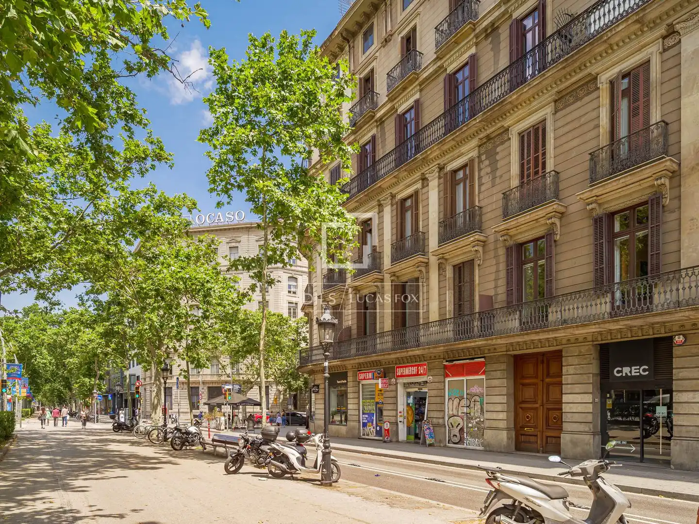 Vista exterior de Pis en venda en Barcelona amb Aire condicionat i Calefacció