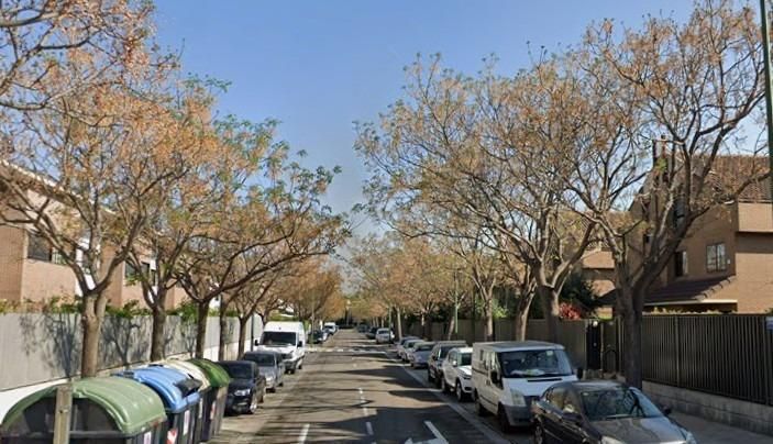 Vista exterior de Casa o xalet en venda en  Zaragoza Capital amb Jardí privat, Terrassa i Balcó