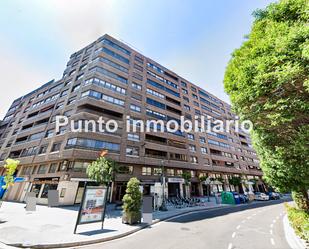 Exterior view of Flat for sale in Valladolid Capital  with Heating, Terrace and Storage room