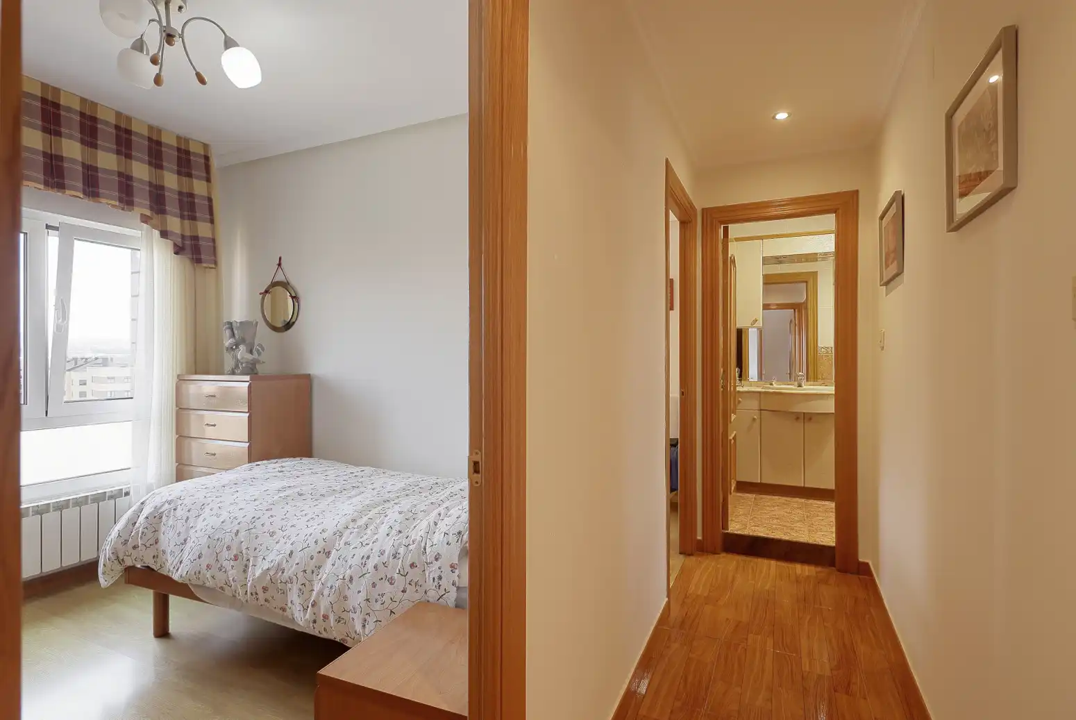 Habitación de Piso en venta en Gijón  con Calefacción