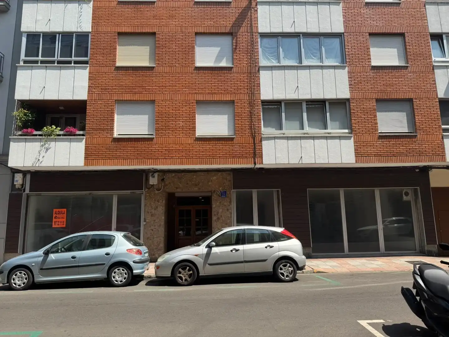 Local comercial en alquiler en Calle Juan Madrazo 20 Izq 24002 Leon, imagen 8