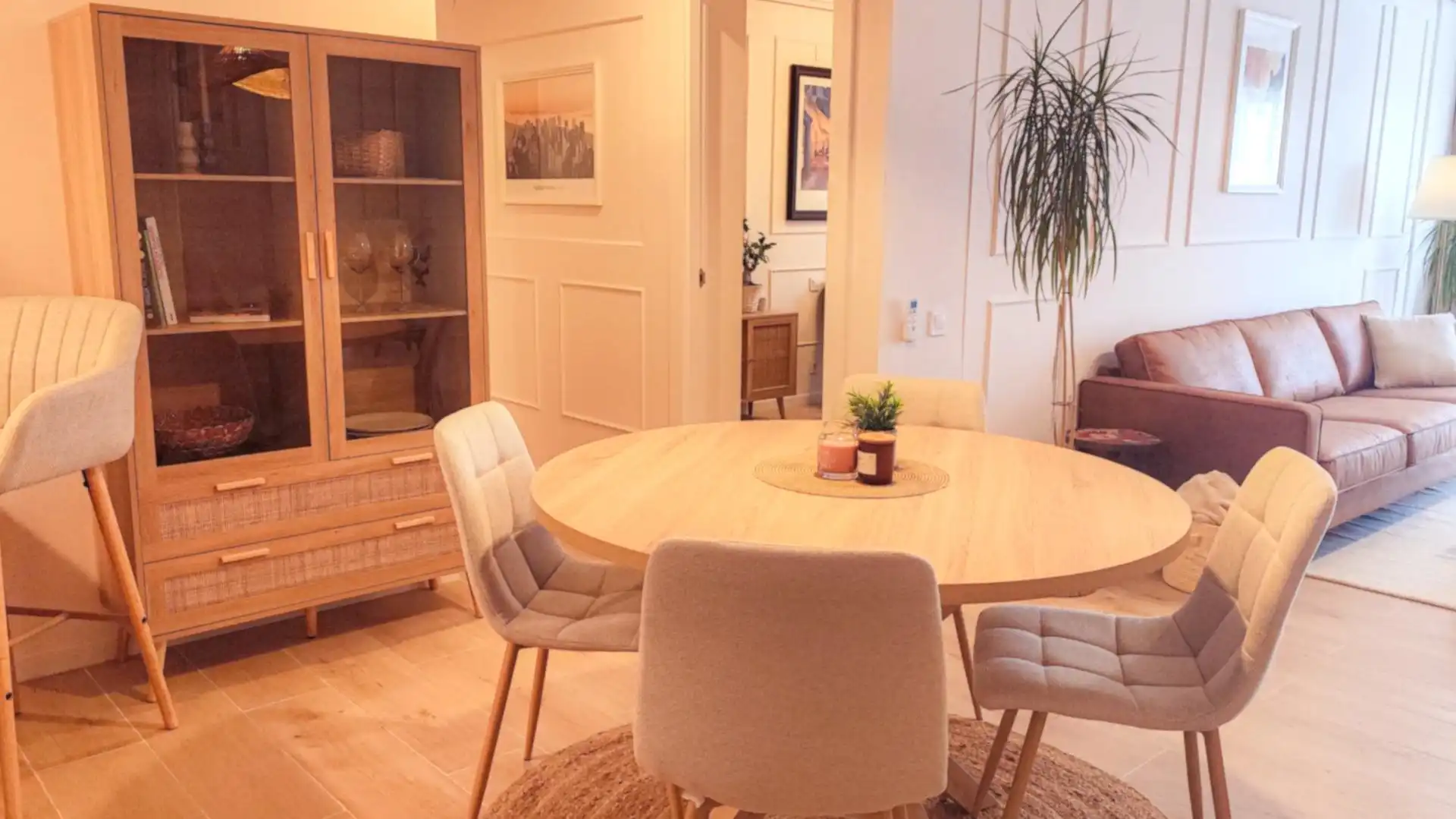 Comedor de Piso en venta en Bareyo con Calefacción y Amueblado