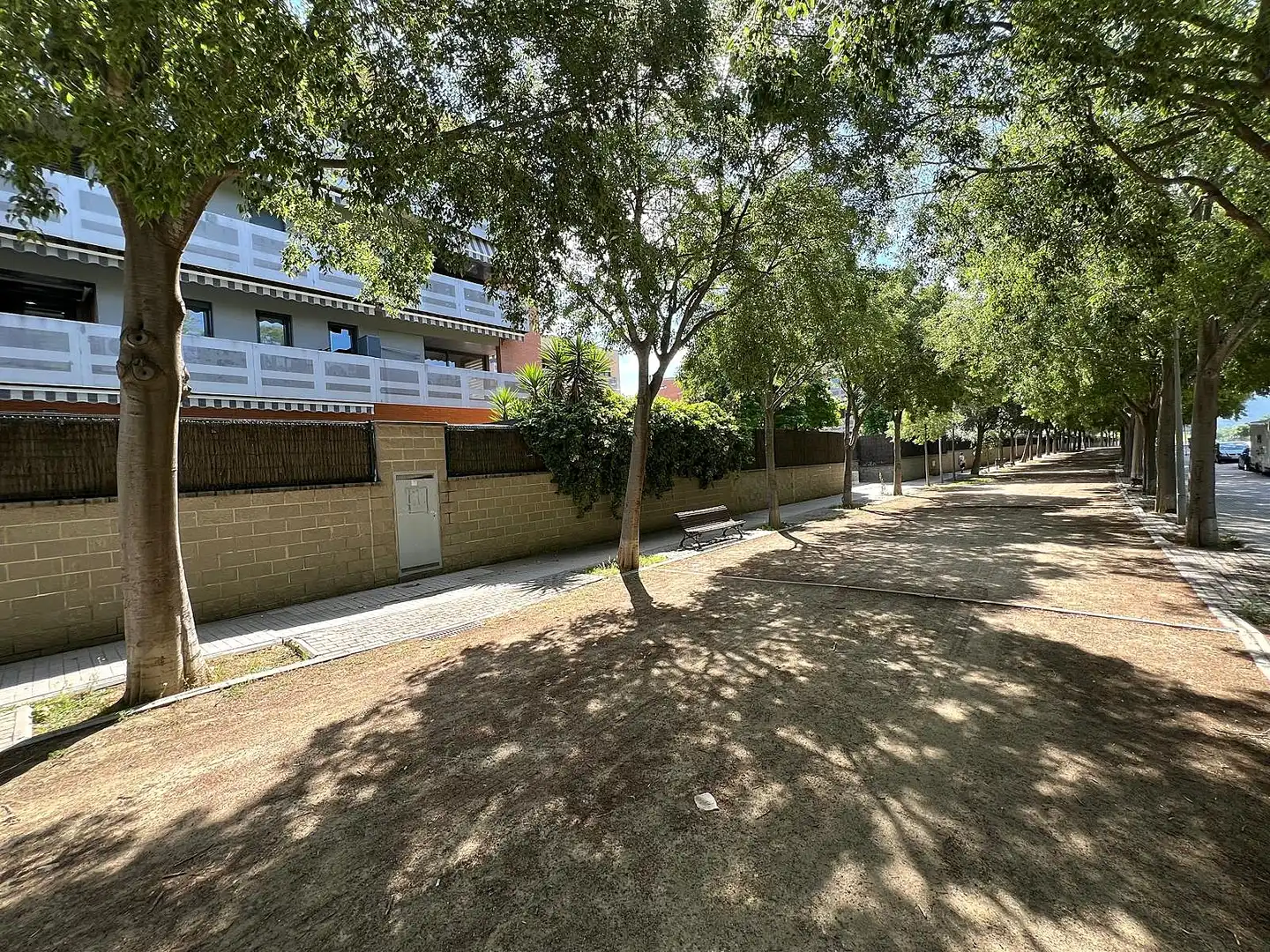 Vista exterior de Dúplex en venda en Santa Perpètua de Mogoda amb Aire condicionat, Calefacció i Parquet