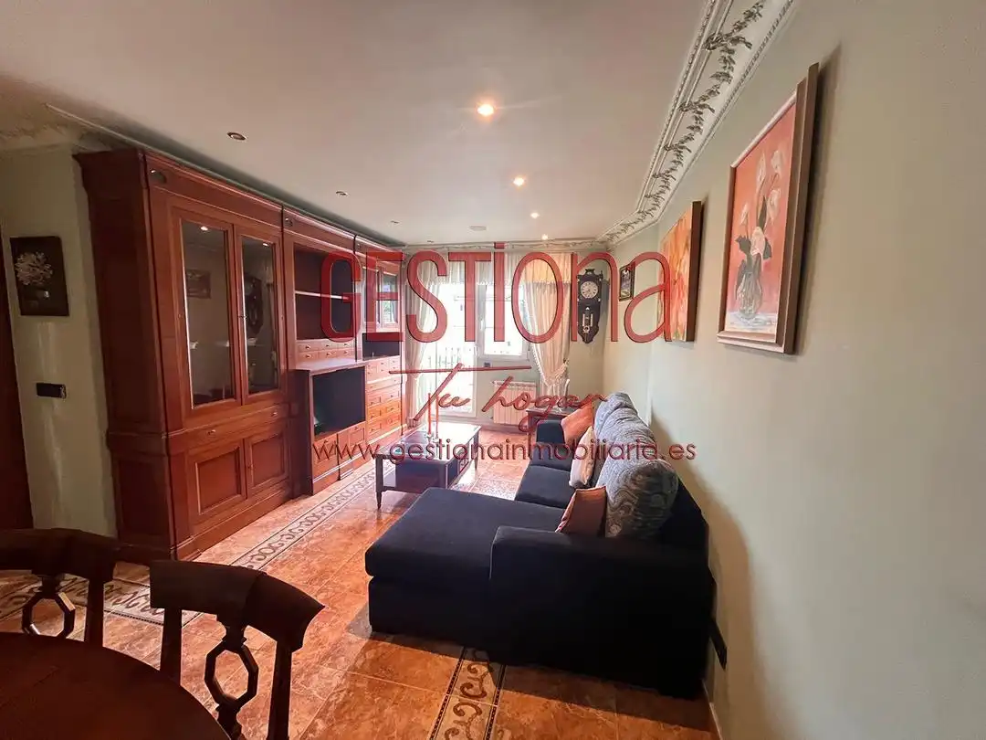 Wohnzimmer von Gebäude zum Verkauf in Ribamontán al Monte