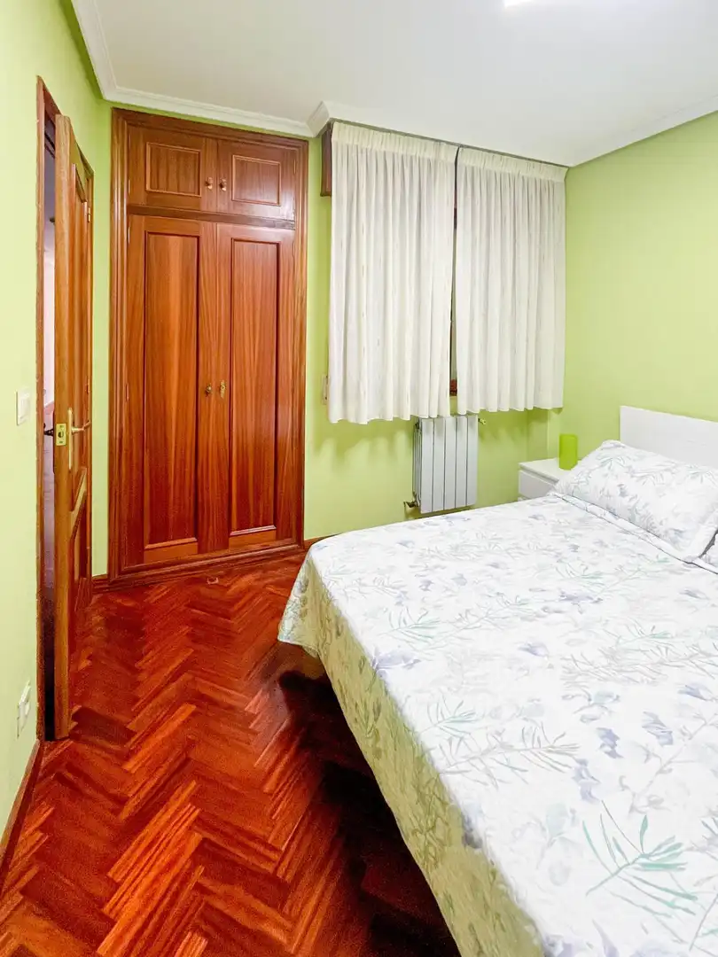 Bedroom of Flat for rent in Santander  with Heating, Parquet flooring and Terrace