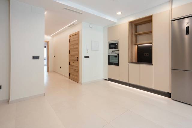 Piso en Venta en Carrer Cavanilles en Benipeixcar - El Raval